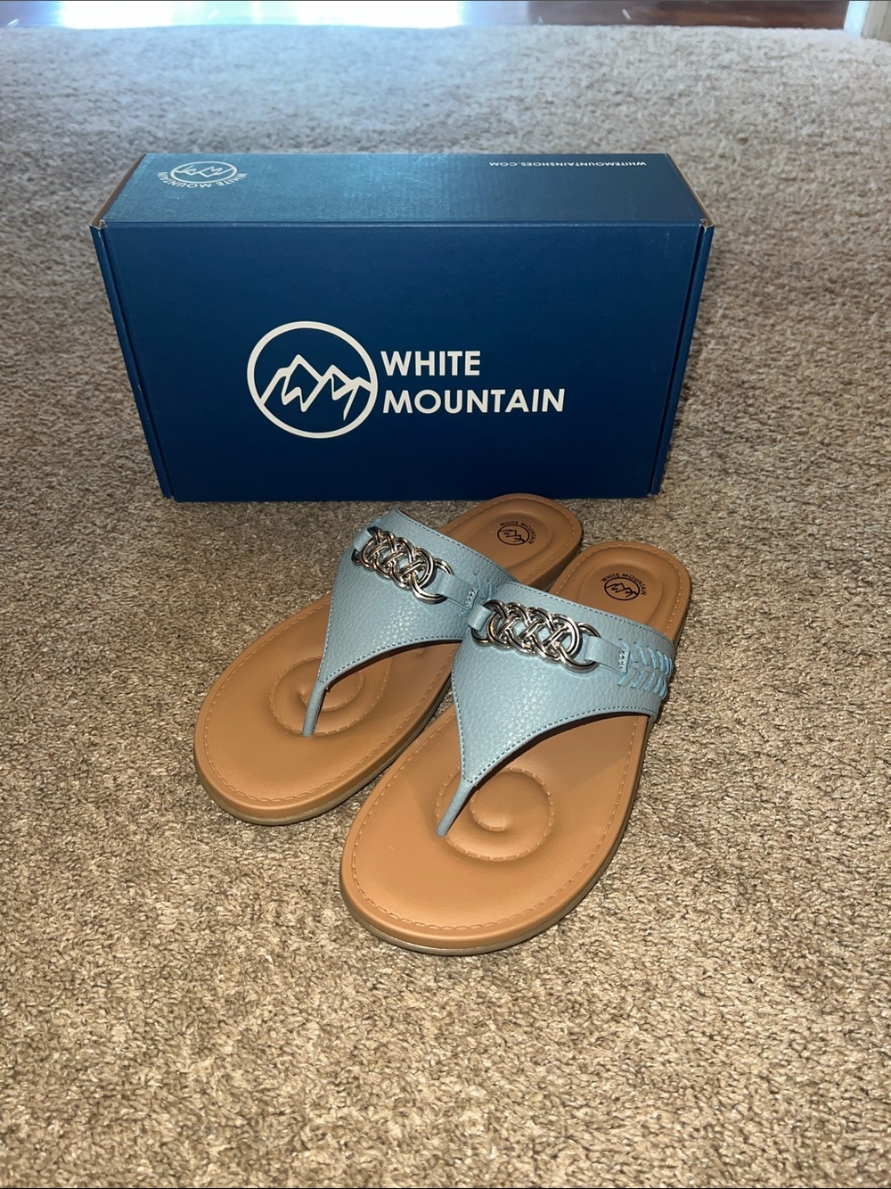 White Mountain Aladdin Blue Raspberry Thong Sandals